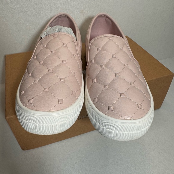 Coconuts by Matisse Fifth Ave Faux Leather Studded Quilted Slip-on Shoes casual - Picture 4 of 8